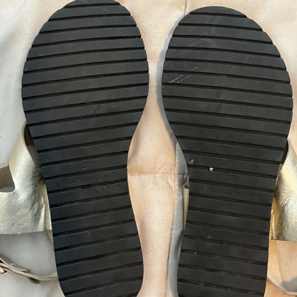 GOLD/METALLIC SANDALS - Picture 4 of 4